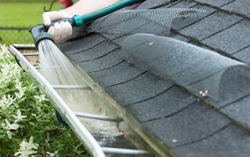 Maes Pennant gutter cleaning costs